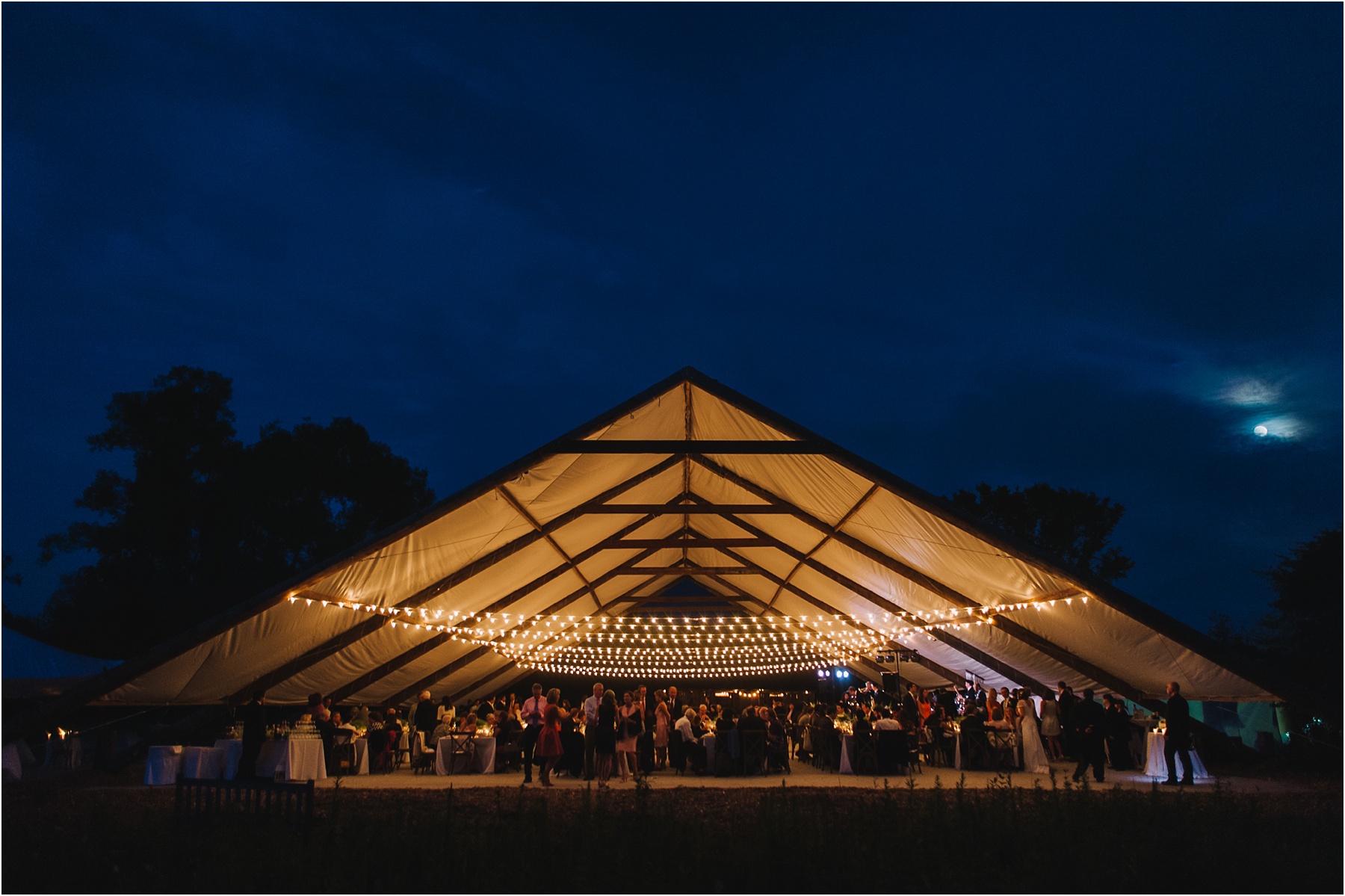 pavilion style tent at chicago wedding